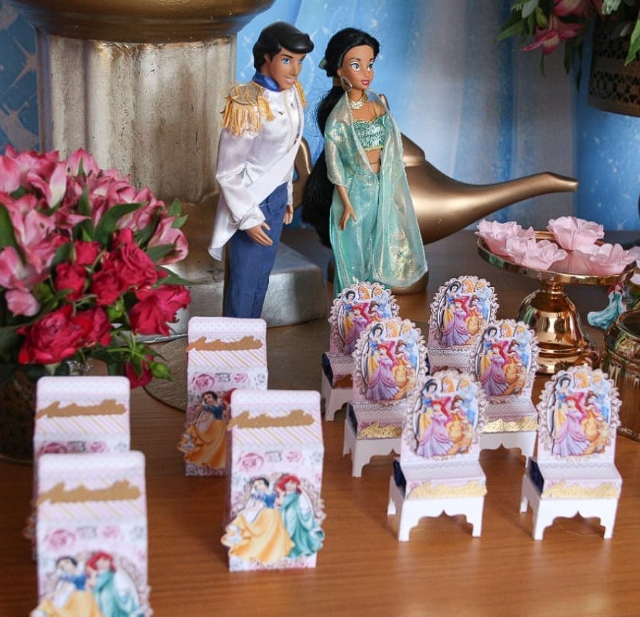 Festa personalizada Ale Festas